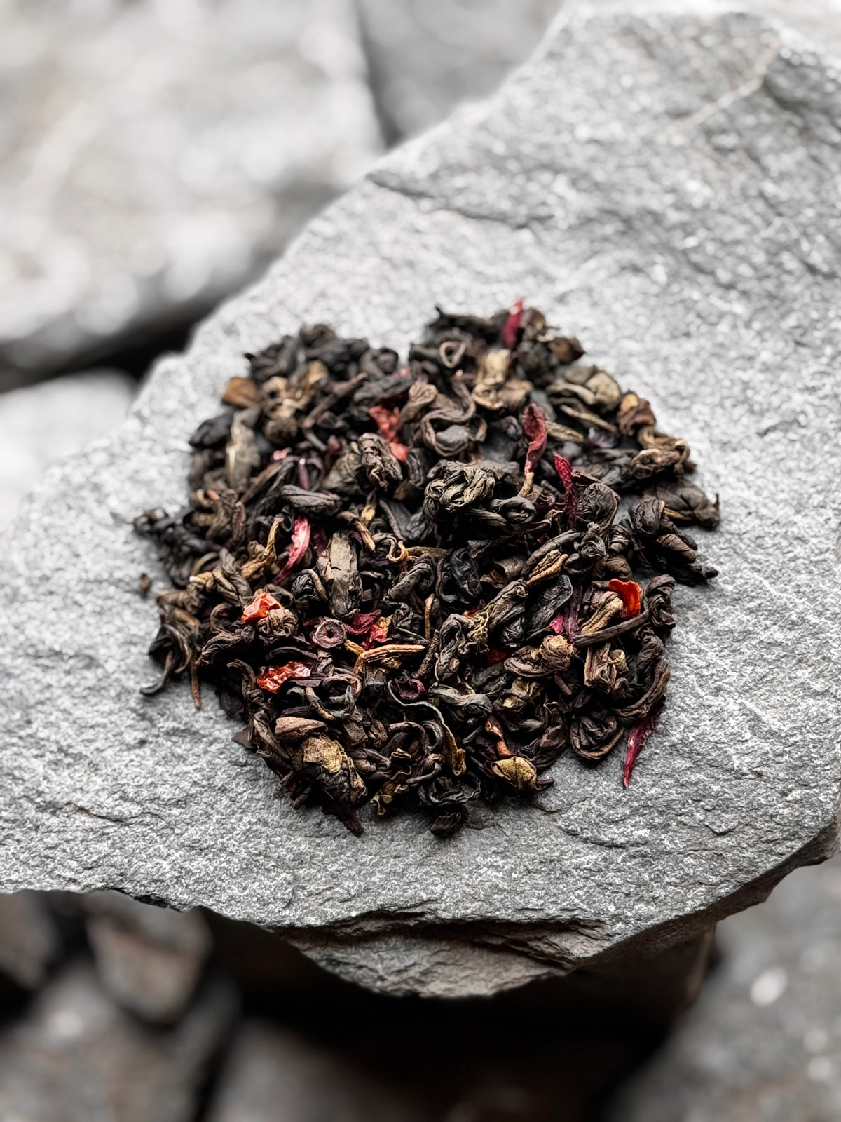 Pomegranate Hibiscus loose leaf green tea 